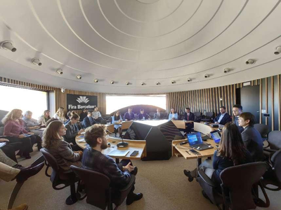 數(shù)字貿(mào)易盛會啟幕西班牙，禮儀服務(wù)添彩全球推介會